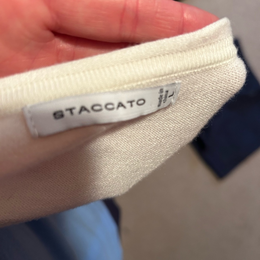 Women’s lightweight sweater - Picture 4 of 4